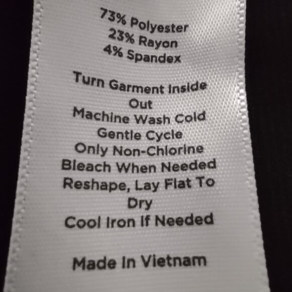 TALBOTS CLASSIC LITTLE BLACK DRESS SLEEVELESS SHEATH FULL ZIP WOMEN'S SIZE 2P - Picture 9 of 10